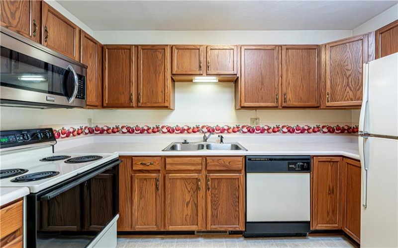 418 Silvis Way, Greensburg, 15601, 2 Bedrooms Bedrooms, 6 Rooms Rooms,1.1 BathroomsBathrooms,Residential,For Sale,Silvis Way,1698634