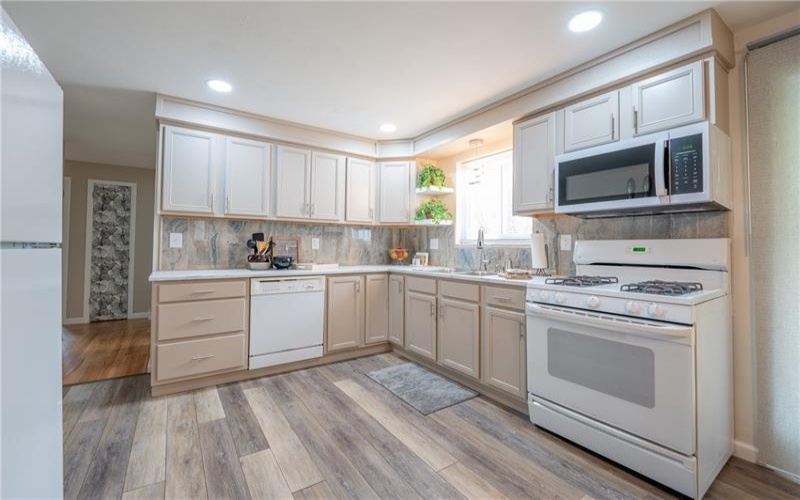4974 State Route 982, Latrobe, 15650, 3 Bedrooms Bedrooms, ,2 BathroomsBathrooms,Residential,For Sale,State Route 982,1698641