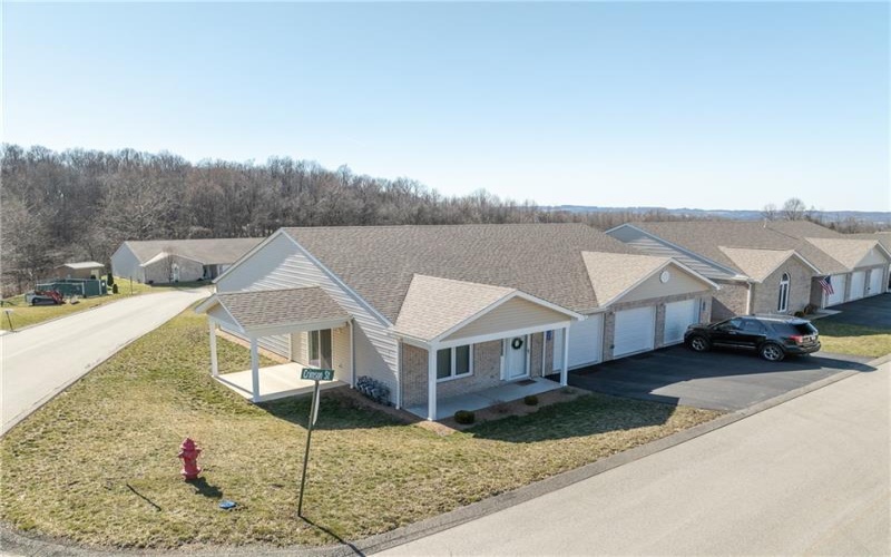 726 Crimson St, Latrobe, 15650, 2 Bedrooms Bedrooms, ,1.1 BathroomsBathrooms,Residential,For Sale,Crimson St,1698655