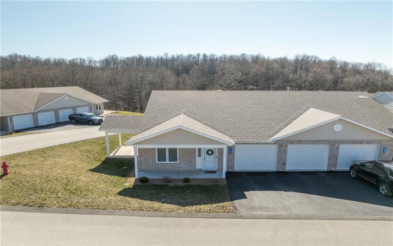 726 Crimson St, Latrobe, 15650, 2 Bedrooms Bedrooms, ,1.1 BathroomsBathrooms,Residential,For Sale,Crimson St,1698655