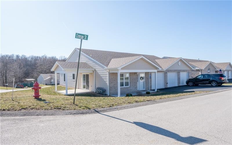 726 Crimson St, Latrobe, 15650, 2 Bedrooms Bedrooms, ,1.1 BathroomsBathrooms,Residential,For Sale,Crimson St,1698655