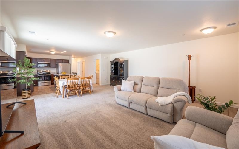 726 Crimson St, Latrobe, 15650, 2 Bedrooms Bedrooms, ,1.1 BathroomsBathrooms,Residential,For Sale,Crimson St,1698655