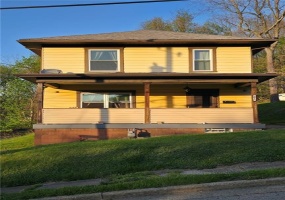 1017 Virginia St, Jeannette, 15644, 4 Bedrooms Bedrooms, 8 Rooms Rooms,2 BathroomsBathrooms,Residential,For Sale,Virginia St,1698719