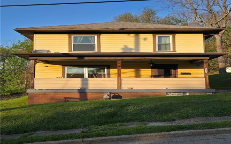 1017 Virginia St, Jeannette, 15644, 4 Bedrooms Bedrooms, 8 Rooms Rooms,2 BathroomsBathrooms,Residential,For Sale,Virginia St,1698719