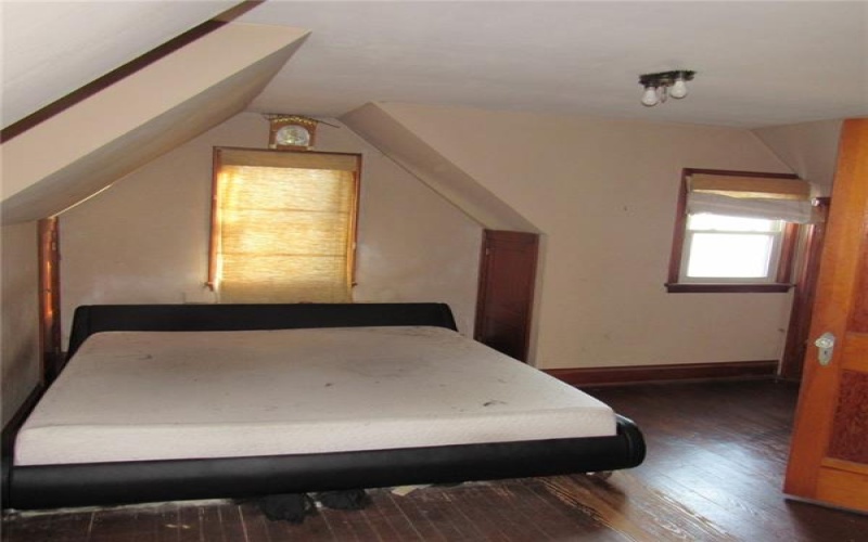 1614 Pitt Street, Jennerstown, 15547, 3 Bedrooms Bedrooms, 6 Rooms Rooms,1.1 BathroomsBathrooms,Residential,For Sale,Pitt Street,1698721