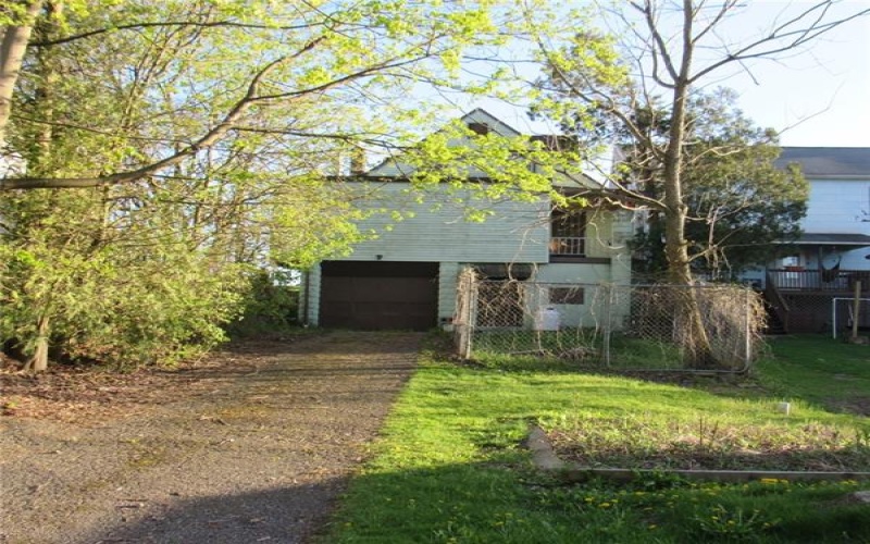 1614 Pitt Street, Jennerstown, 15547, 3 Bedrooms Bedrooms, 6 Rooms Rooms,1.1 BathroomsBathrooms,Residential,For Sale,Pitt Street,1698721