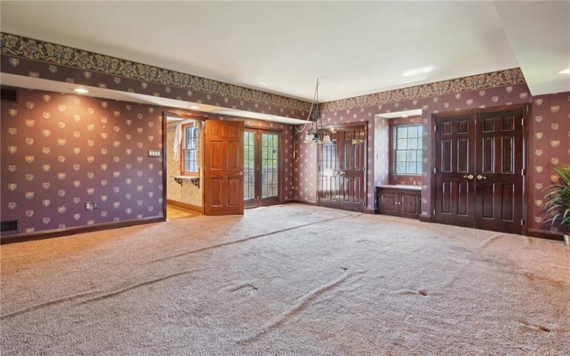 107 TREETOP LANE, Canonsburg, 15317, 6 Bedrooms Bedrooms, 14 Rooms Rooms,5.4 BathroomsBathrooms,Residential,For Sale,TREETOP LANE,1698676