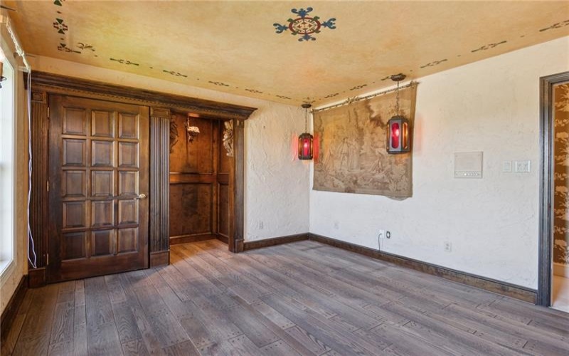 107 TREETOP LANE, Canonsburg, 15317, 6 Bedrooms Bedrooms, 14 Rooms Rooms,5.4 BathroomsBathrooms,Residential,For Sale,TREETOP LANE,1698676