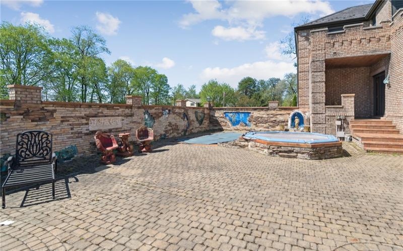 107 TREETOP LANE, Canonsburg, 15317, 6 Bedrooms Bedrooms, 14 Rooms Rooms,5.4 BathroomsBathrooms,Residential,For Sale,TREETOP LANE,1698676