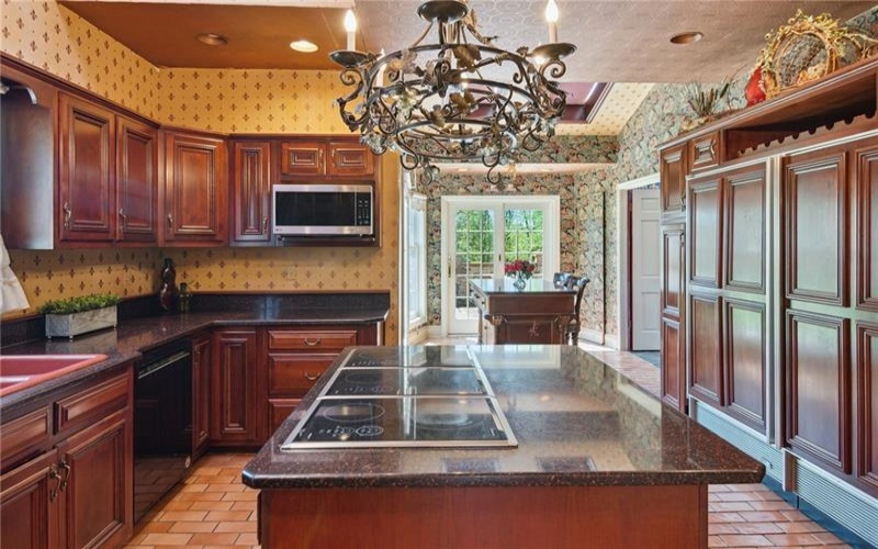 107 TREETOP LANE, Canonsburg, 15317, 6 Bedrooms Bedrooms, 14 Rooms Rooms,5.4 BathroomsBathrooms,Residential,For Sale,TREETOP LANE,1698676