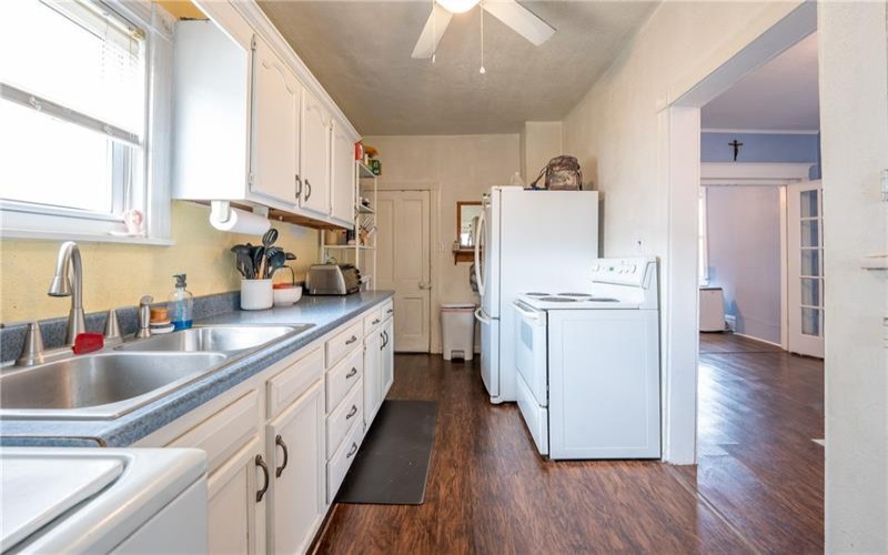 225 James St, Latrobe, 15650, 2 Bedrooms Bedrooms, ,1 BathroomBathrooms,Residential,For Sale,James St,1698686
