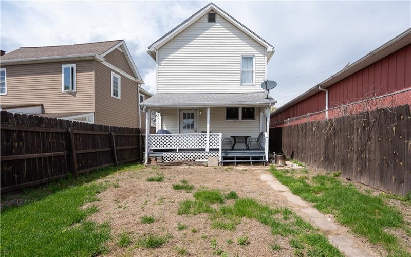 225 James St, Latrobe, 15650, 2 Bedrooms Bedrooms, ,1 BathroomBathrooms,Residential,For Sale,James St,1698686