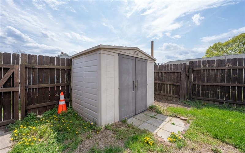225 James St, Latrobe, 15650, 2 Bedrooms Bedrooms, ,1 BathroomBathrooms,Residential,For Sale,James St,1698686