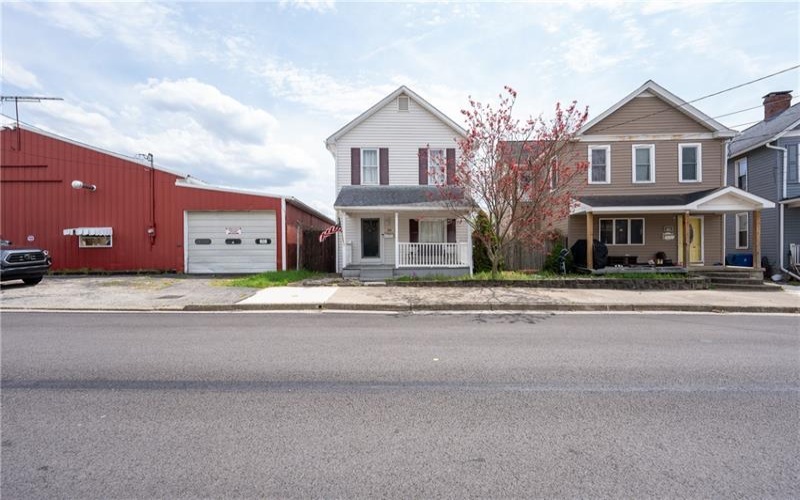 225 James St, Latrobe, 15650, 2 Bedrooms Bedrooms, ,1 BathroomBathrooms,Residential,For Sale,James St,1698686