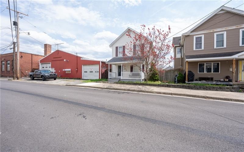 225 James St, Latrobe, 15650, 2 Bedrooms Bedrooms, ,1 BathroomBathrooms,Residential,For Sale,James St,1698686
