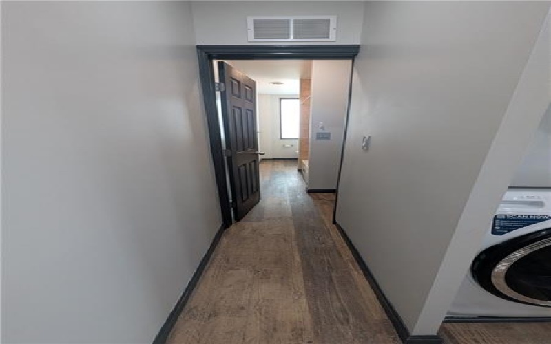 101 E Lincoln Avenue, 15057, 15057, 1 Bedroom Bedrooms, ,1 BathroomBathrooms,Lease,For Sale,E Lincoln Avenue,1698731