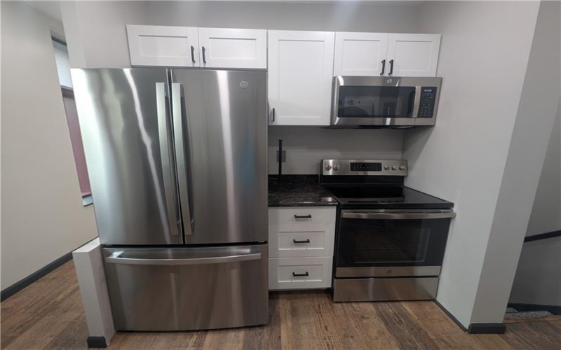 101 E Lincoln Avenue, 15057, 15057, 1 Bedroom Bedrooms, ,1 BathroomBathrooms,Lease,For Sale,E Lincoln Avenue,1698731