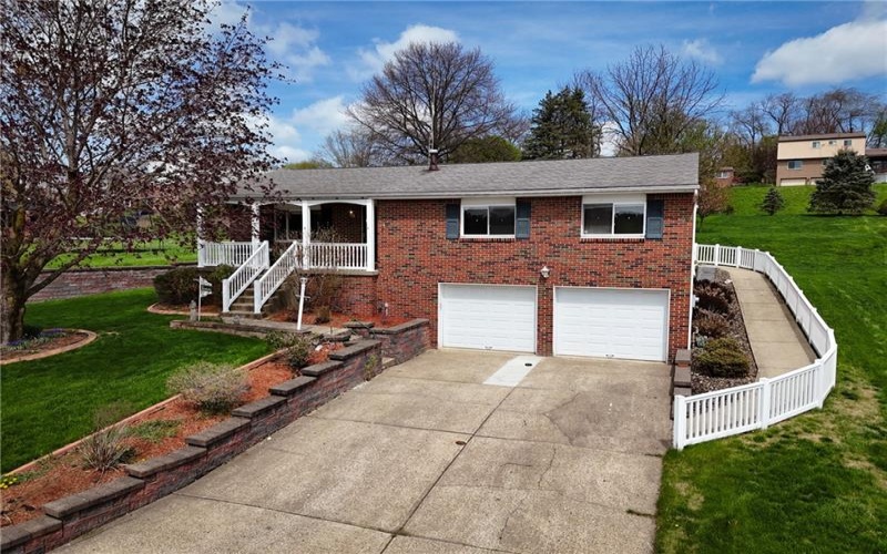 1 Carlisle Dr, Irwin, 15642, 4 Bedrooms Bedrooms, ,3 BathroomsBathrooms,Residential,For Sale,Carlisle Dr,1698732