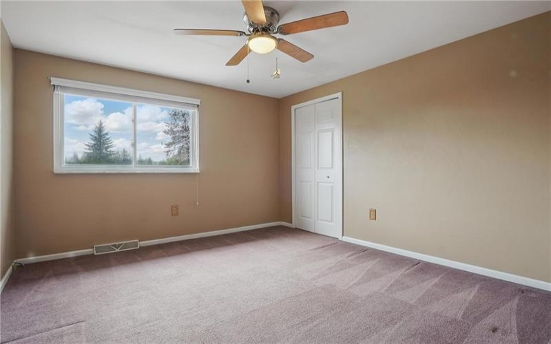 1 Carlisle Dr, Irwin, 15642, 4 Bedrooms Bedrooms, ,3 BathroomsBathrooms,Residential,For Sale,Carlisle Dr,1698732