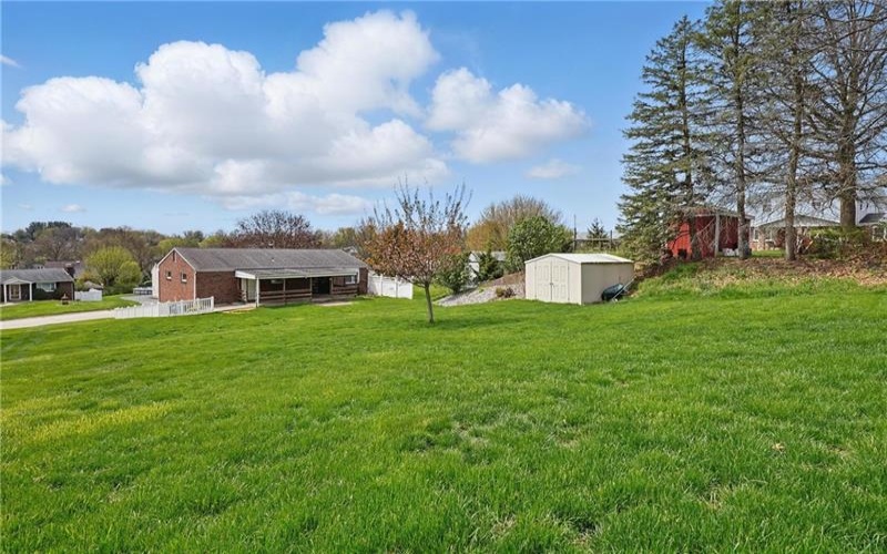 1 Carlisle Dr, Irwin, 15642, 4 Bedrooms Bedrooms, ,3 BathroomsBathrooms,Residential,For Sale,Carlisle Dr,1698732