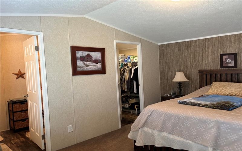 146 Cardinal Drive, Jeannette, 15644, 3 Bedrooms Bedrooms, 6 Rooms Rooms,2 BathroomsBathrooms,Residential,For Sale,Cardinal Drive,1698756