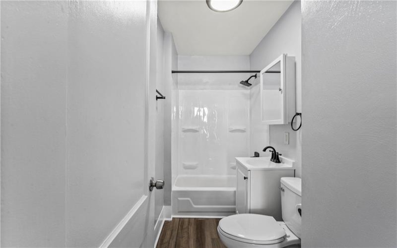 204 4th St, Jeannette, 15644, 2 Bedrooms Bedrooms, ,1 BathroomBathrooms,Residential,For Sale,4th St,1698821