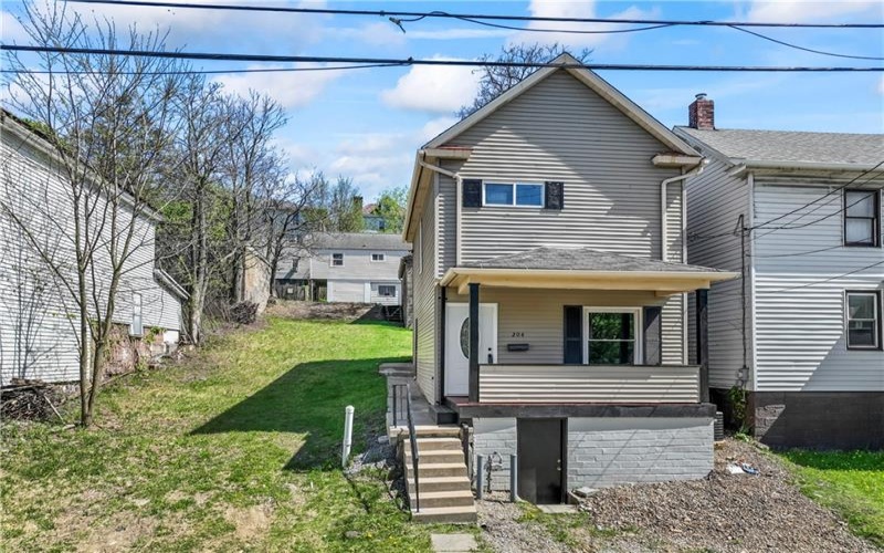204 4th St, Jeannette, 15644, 2 Bedrooms Bedrooms, ,1 BathroomBathrooms,Residential,For Sale,4th St,1698821