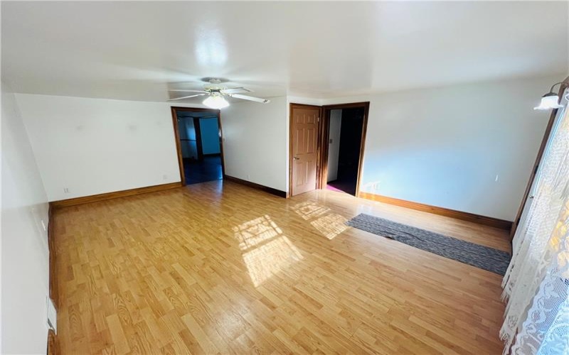 1107 National Pike, Uniontown, 15401, 3 Bedrooms Bedrooms, 10 Rooms Rooms,2 BathroomsBathrooms,Residential,For Sale,National Pike,1698838