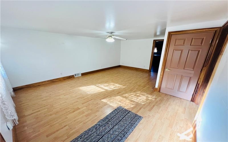 1107 National Pike, Uniontown, 15401, 3 Bedrooms Bedrooms, 10 Rooms Rooms,2 BathroomsBathrooms,Residential,For Sale,National Pike,1698838