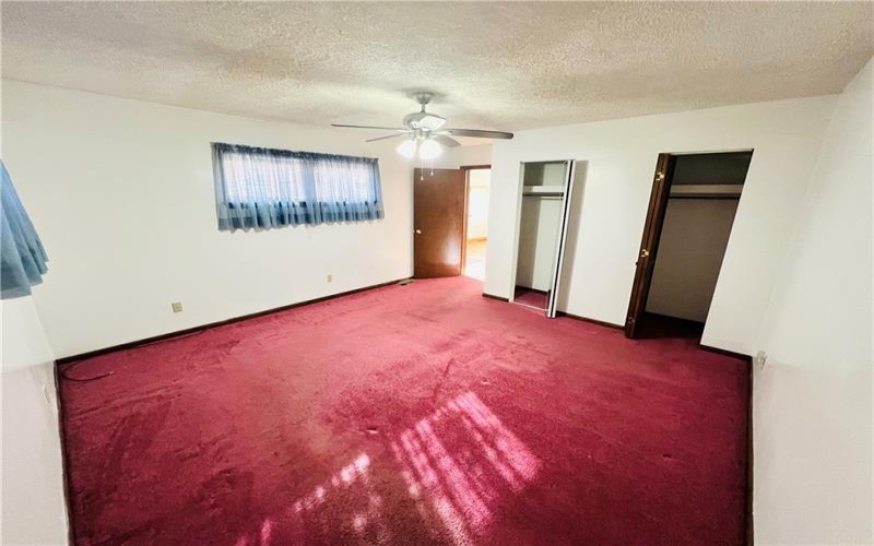 1107 National Pike, Uniontown, 15401, 3 Bedrooms Bedrooms, 10 Rooms Rooms,2 BathroomsBathrooms,Residential,For Sale,National Pike,1698838