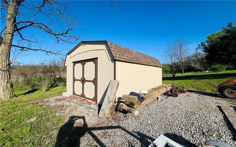 1107 National Pike, Uniontown, 15401, 3 Bedrooms Bedrooms, 10 Rooms Rooms,2 BathroomsBathrooms,Residential,For Sale,National Pike,1698838