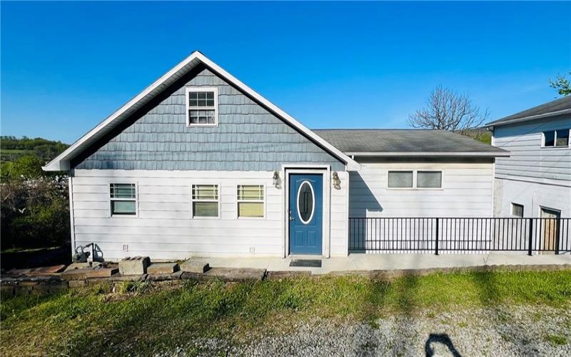 1107 National Pike, Uniontown, 15401, 3 Bedrooms Bedrooms, 10 Rooms Rooms,2 BathroomsBathrooms,Residential,For Sale,National Pike,1698838