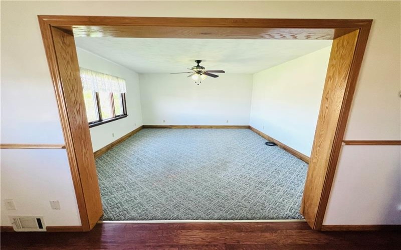 1107 National Pike, Uniontown, 15401, 3 Bedrooms Bedrooms, 10 Rooms Rooms,2 BathroomsBathrooms,Residential,For Sale,National Pike,1698838