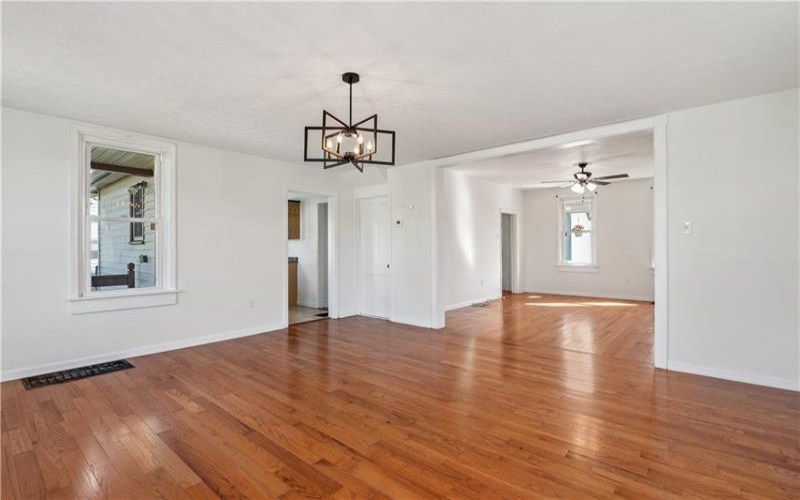 117 Vine Street, Belle Vernon, 15012, 4 Bedrooms Bedrooms, 8 Rooms Rooms,2 BathroomsBathrooms,Residential,For Sale,Vine Street,1698682