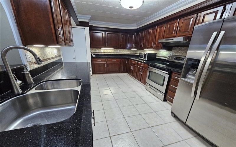 820 Beau Street, Washington, 15301, 3 Bedrooms Bedrooms, 7 Rooms Rooms,3 BathroomsBathrooms,Residential,For Sale,Beau Street,1698806