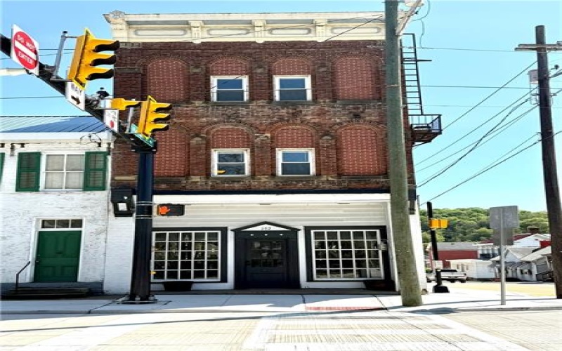 192 High St, Waynesburg, 15370, 2 Bedrooms Bedrooms, ,1 BathroomBathrooms,Lease,For Sale,High St,1698834