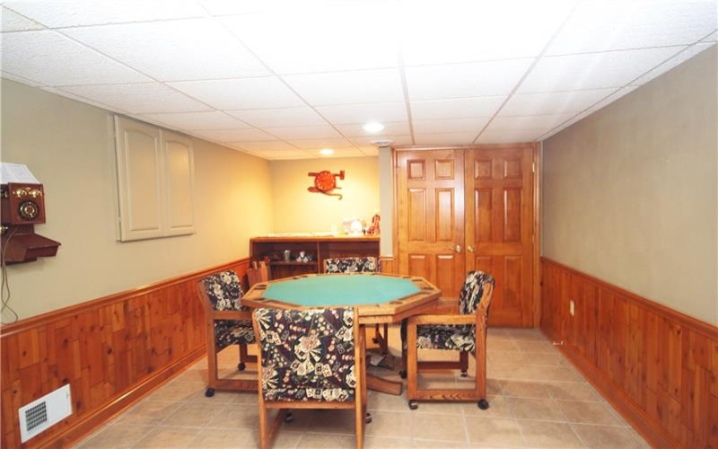 306 Country View Dr., Lower Burrell, 15068, 3 Bedrooms Bedrooms, 12 Rooms Rooms,4 BathroomsBathrooms,Residential,For Sale,Country View Dr.,1698849