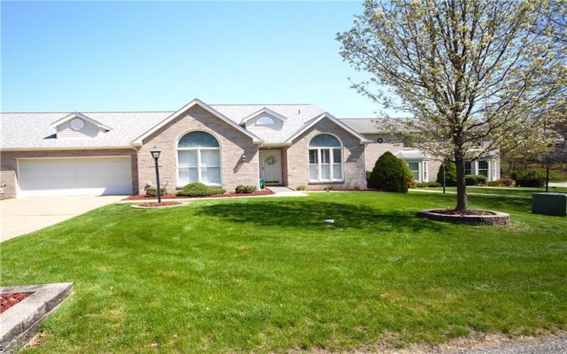 306 Country View Dr., Lower Burrell, 15068, 3 Bedrooms Bedrooms, 12 Rooms Rooms,4 BathroomsBathrooms,Residential,For Sale,Country View Dr.,1698849