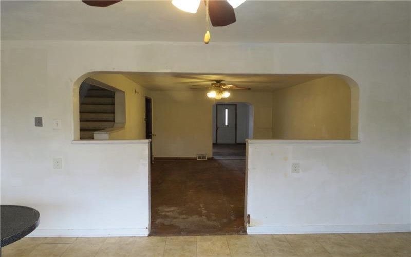 1008 1/2 Gaskill Ave, Jeannette, 15644, 2 Bedrooms Bedrooms, ,1 BathroomBathrooms,Residential,For Sale,Gaskill Ave,1687674