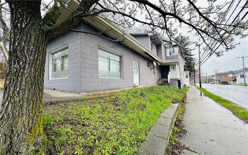 569 Maiden St, Washington, 15301, 3 Bedrooms Bedrooms, 7 Rooms Rooms,2 BathroomsBathrooms,Residential,For Sale,Maiden St,1696011