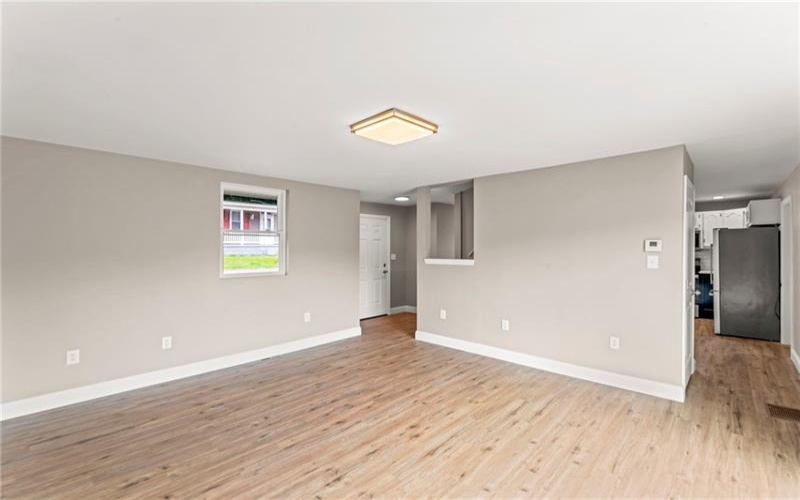 906 Venetia Road, Venetia, 15367, 2 Bedrooms Bedrooms, 7 Rooms Rooms,2.1 BathroomsBathrooms,Residential,For Sale,Venetia Road,1698165