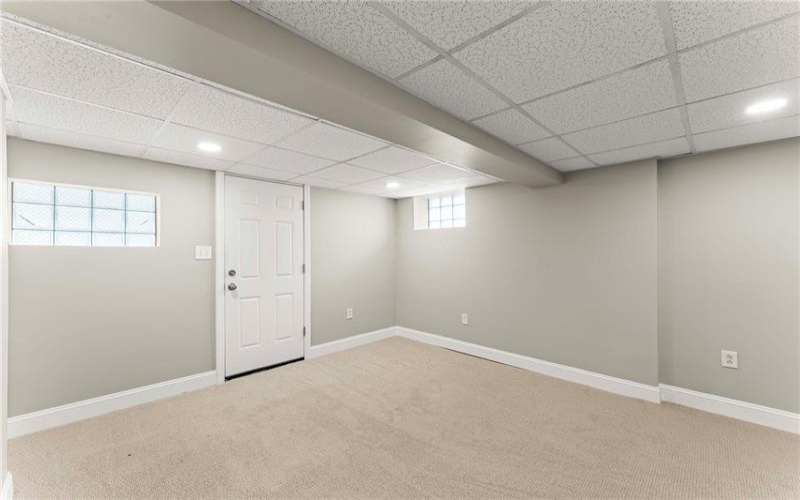906 Venetia Road, Venetia, 15367, 2 Bedrooms Bedrooms, 7 Rooms Rooms,2.1 BathroomsBathrooms,Residential,For Sale,Venetia Road,1698165