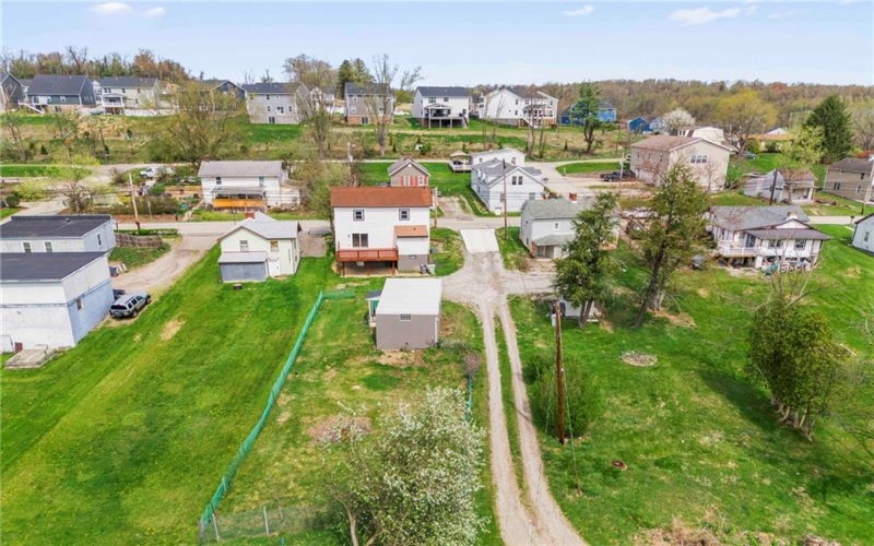 906 Venetia Road, Venetia, 15367, 2 Bedrooms Bedrooms, 7 Rooms Rooms,2.1 BathroomsBathrooms,Residential,For Sale,Venetia Road,1698165