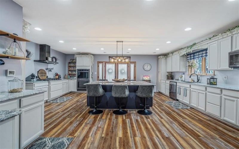 334 LEEPER RD, Rostraver, 15012, 4 Bedrooms Bedrooms, 13 Rooms Rooms,3.1 BathroomsBathrooms,Residential,For Sale,LEEPER RD,1698896