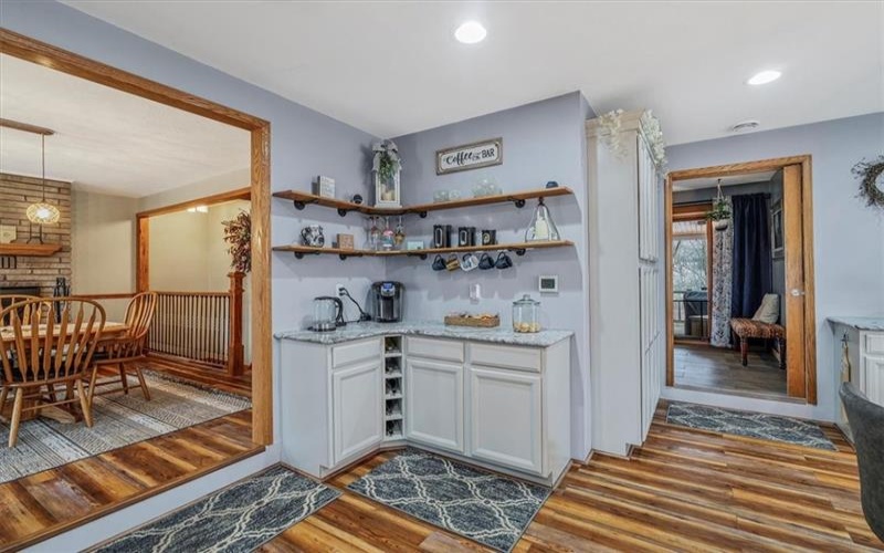 334 LEEPER RD, Rostraver, 15012, 4 Bedrooms Bedrooms, 13 Rooms Rooms,3.1 BathroomsBathrooms,Residential,For Sale,LEEPER RD,1698896