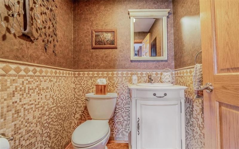 334 LEEPER RD, Rostraver, 15012, 4 Bedrooms Bedrooms, 13 Rooms Rooms,3.1 BathroomsBathrooms,Residential,For Sale,LEEPER RD,1698896