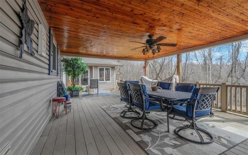 334 LEEPER RD, Rostraver, 15012, 4 Bedrooms Bedrooms, 13 Rooms Rooms,3.1 BathroomsBathrooms,Residential,For Sale,LEEPER RD,1698896