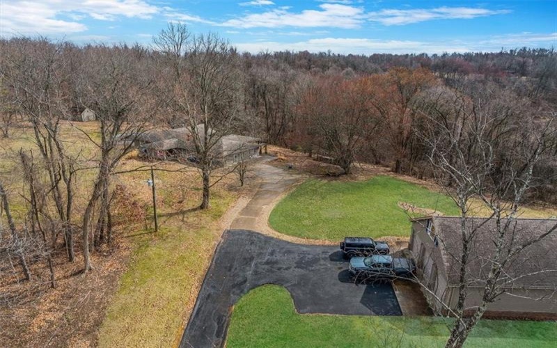 334 LEEPER RD, Rostraver, 15012, 4 Bedrooms Bedrooms, 13 Rooms Rooms,3.1 BathroomsBathrooms,Residential,For Sale,LEEPER RD,1698896