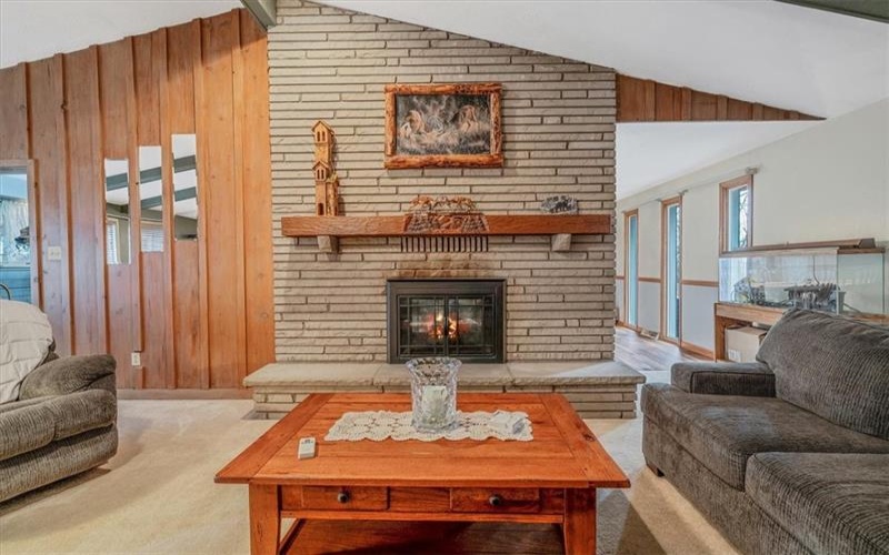 334 LEEPER RD, Rostraver, 15012, 4 Bedrooms Bedrooms, 13 Rooms Rooms,3.1 BathroomsBathrooms,Residential,For Sale,LEEPER RD,1698896