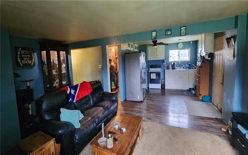 54 Old Dinnerbell Rd, Farmington, 15437, 3 Bedrooms Bedrooms, ,1.1 BathroomsBathrooms,Residential,For Sale,Old Dinnerbell Rd,1698942